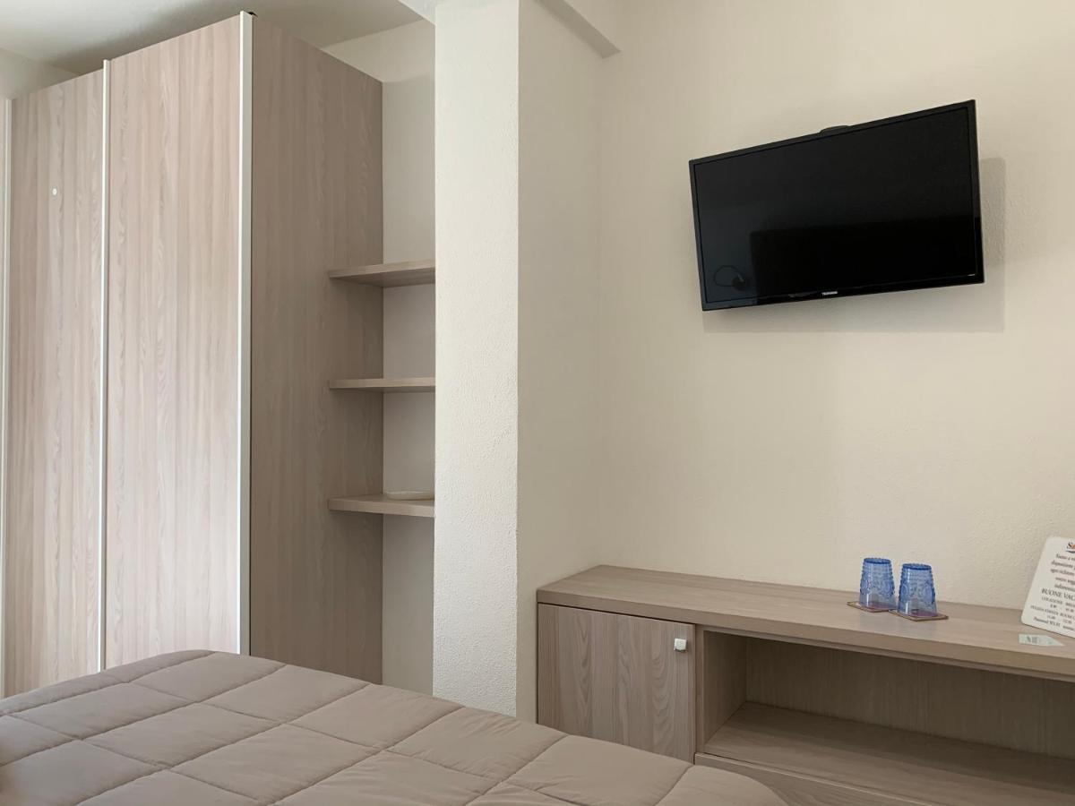 B&B Somiar San Teodoro  Bagian luar foto