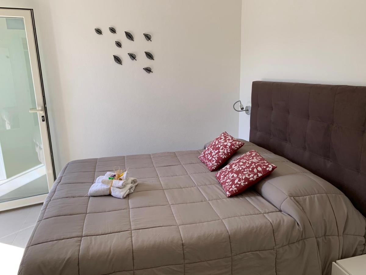 B&B Somiar San Teodoro  Bagian luar foto
