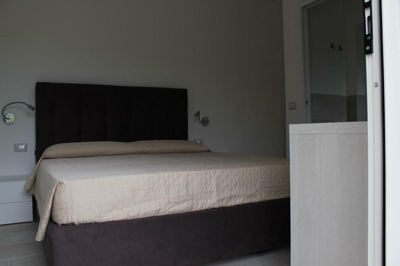 B&B Somiar San Teodoro  Bagian luar foto