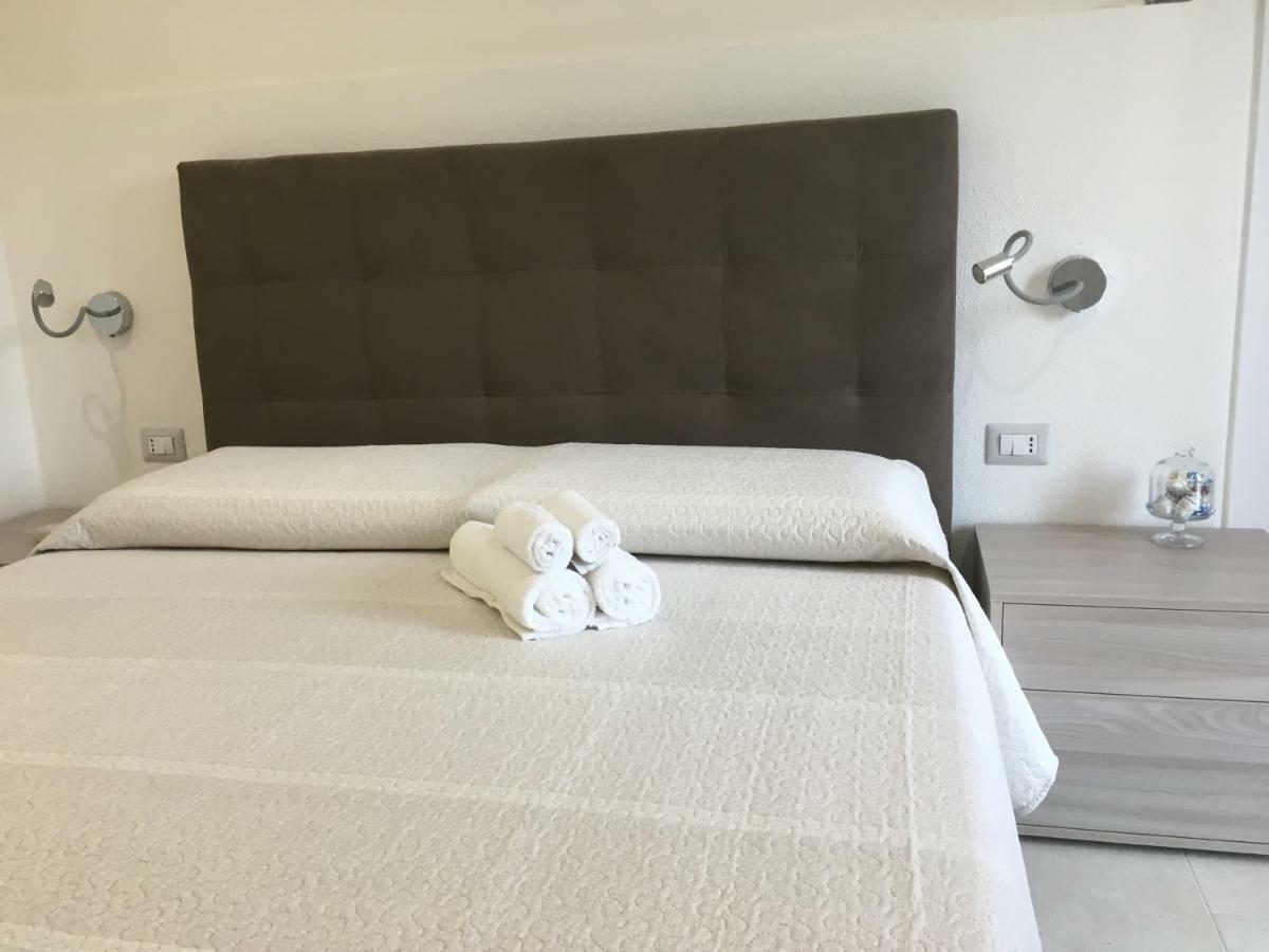 B&B Somiar San Teodoro  Bagian luar foto