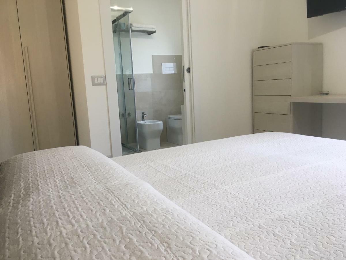 B&B Somiar San Teodoro  Bagian luar foto